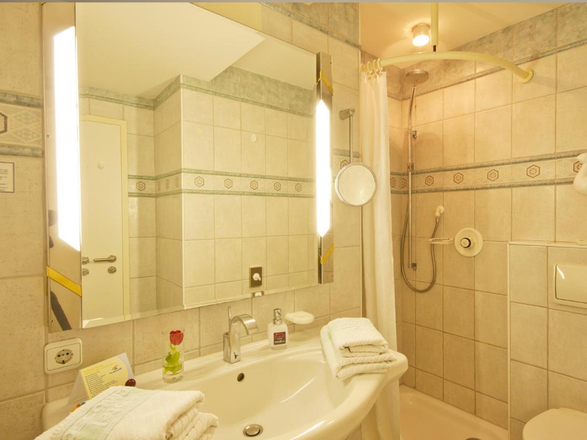 Hotel Seeschloesschen 霍瓦赫特 外观 照片