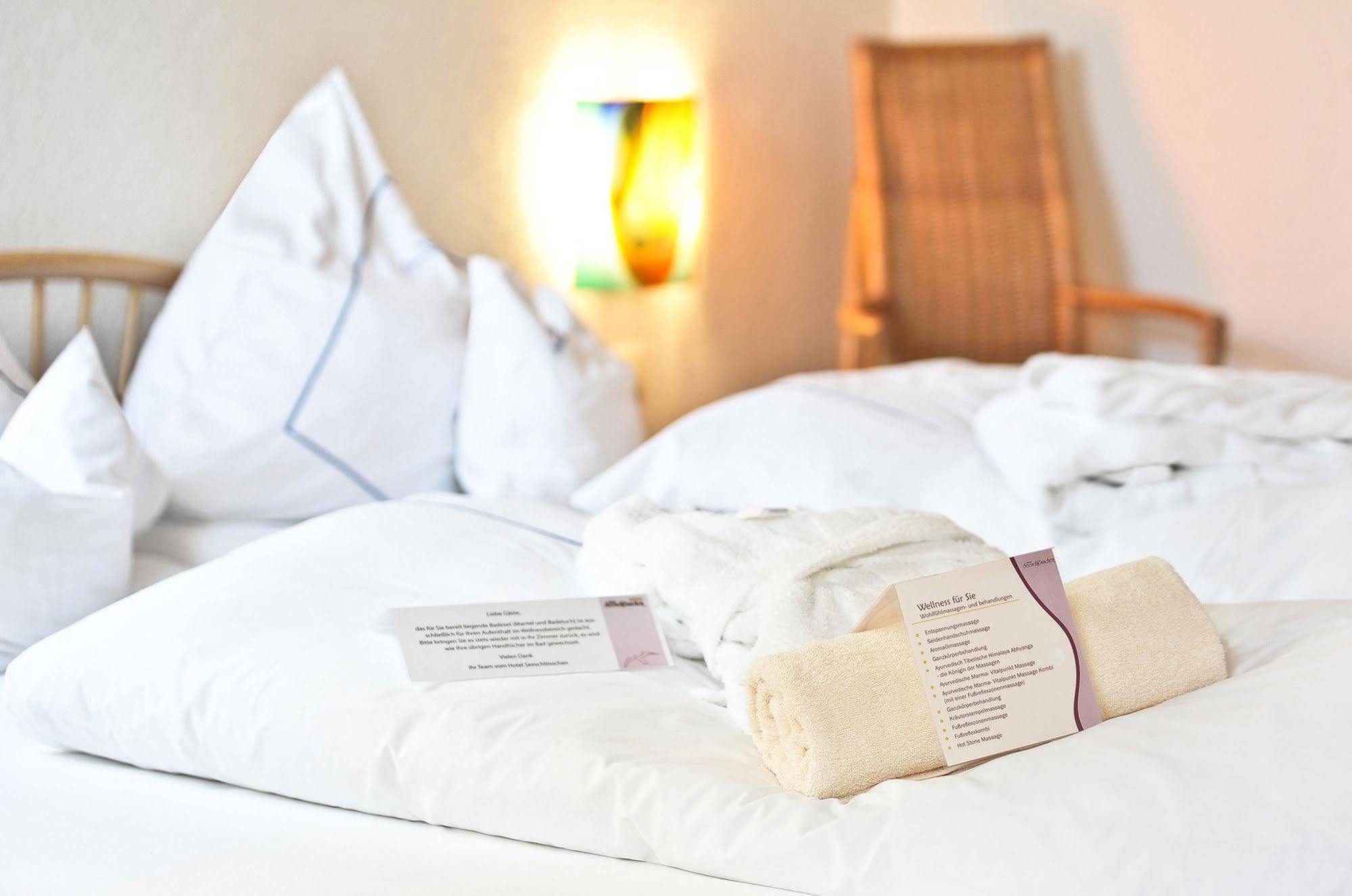 Hotel Seeschloesschen 霍瓦赫特 外观 照片