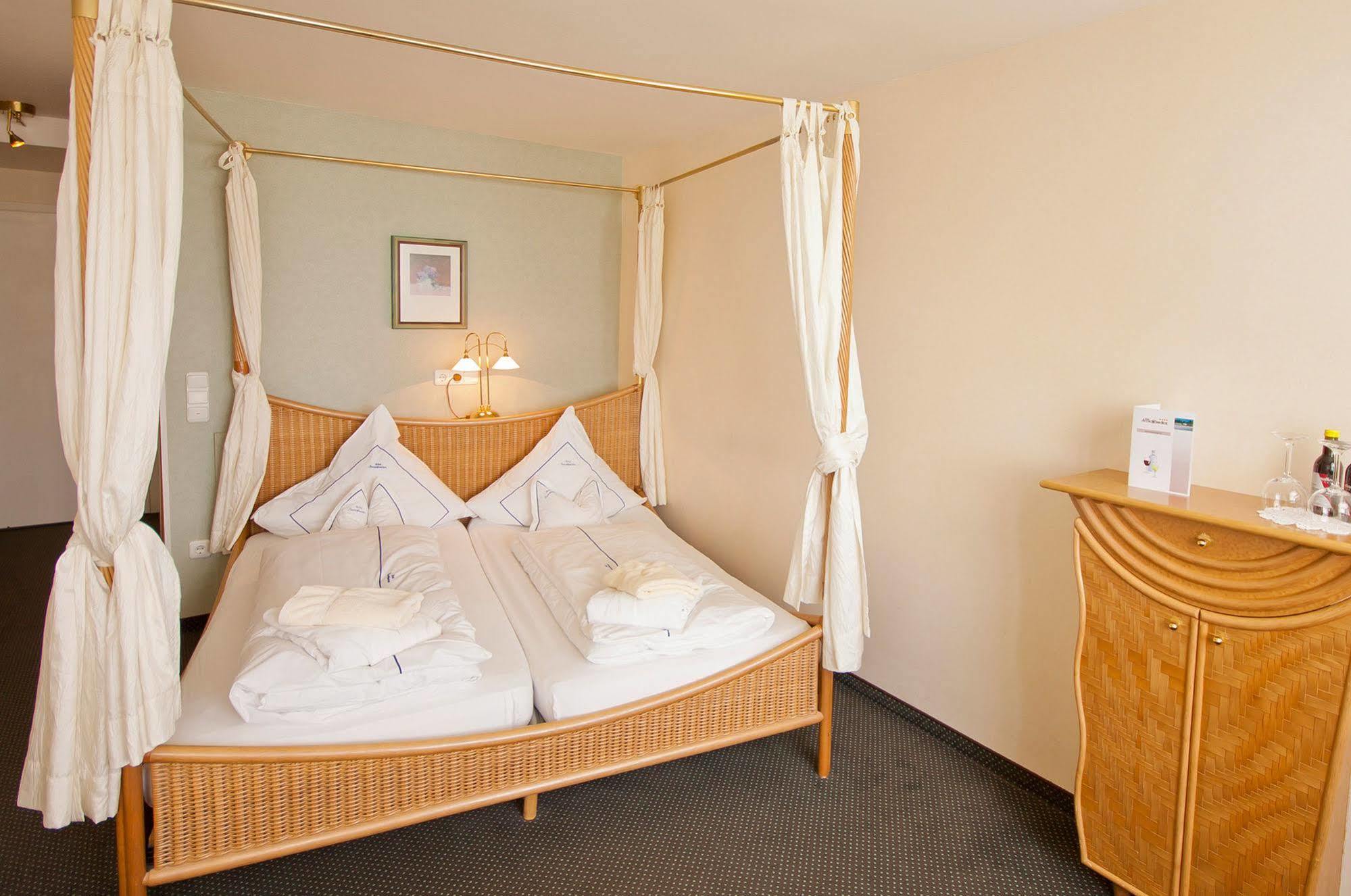 Hotel Seeschloesschen 霍瓦赫特 外观 照片